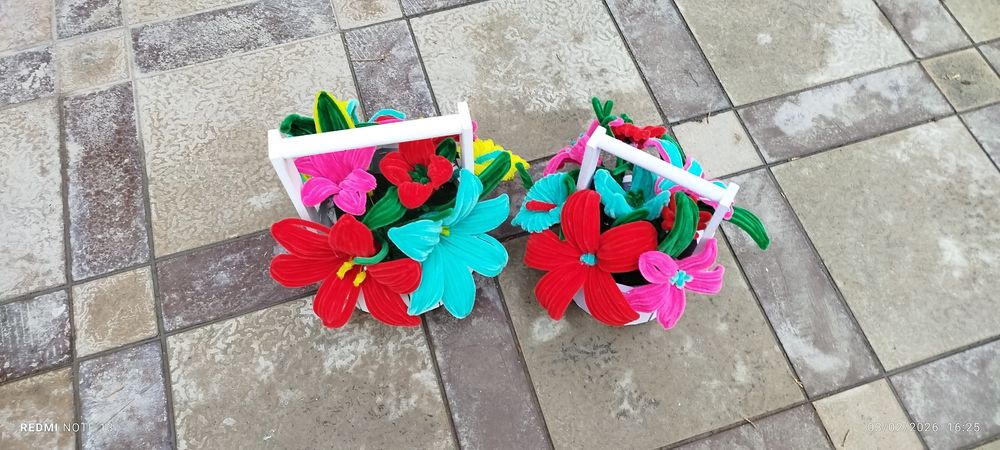 Sovgʻa uchun gullar qoʻl mehnati asosida