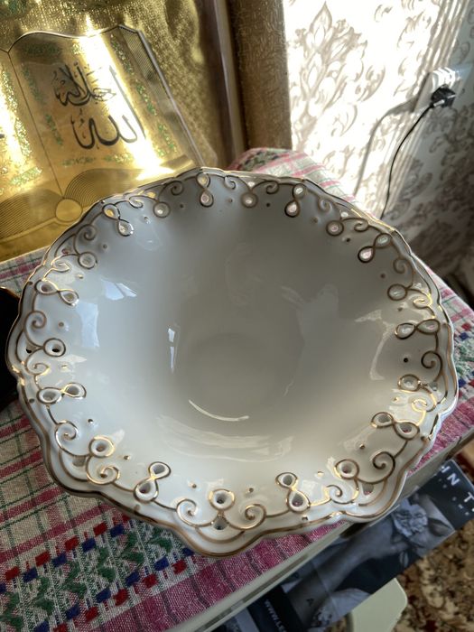 Продам конфетницу