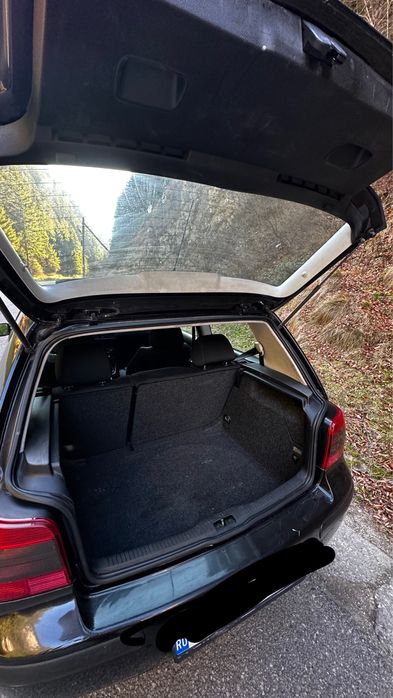 VW Golf 4 – 1.6 benzină