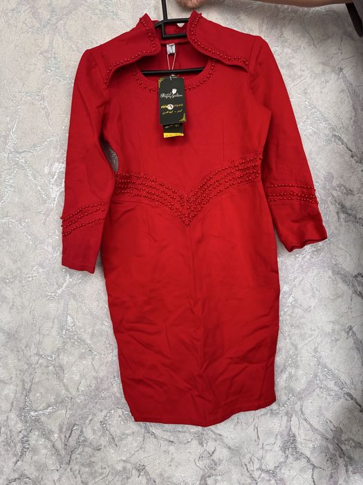 Платья по 5000 т