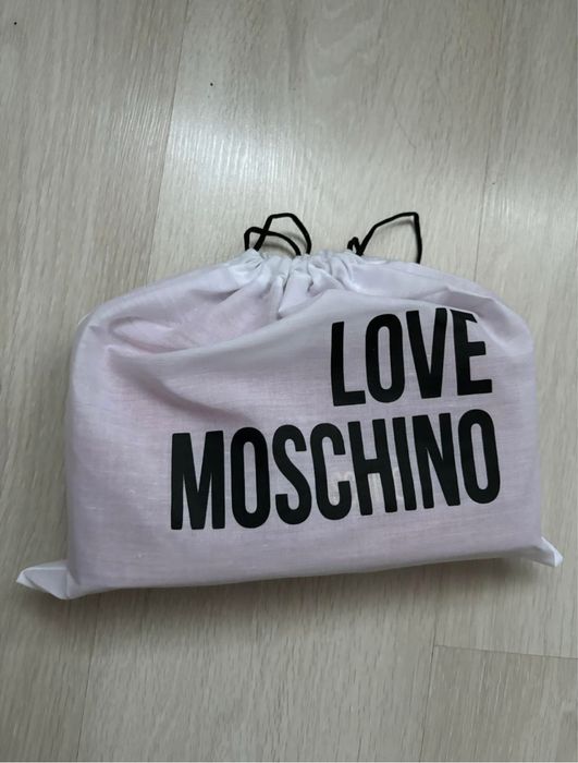 Чанта Love moschino