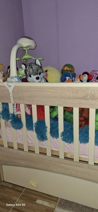 Бебешко легло Кирев