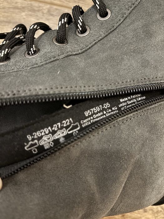 Дамски боти естествен велур Caprice