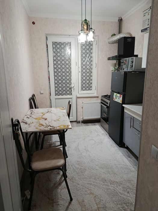 Продаётся квартира двух комнатная на третье этаже в Бектемирсом районе