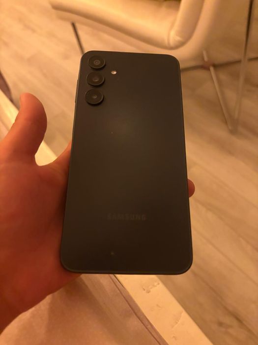 Vând telefon samsung galaxy a16