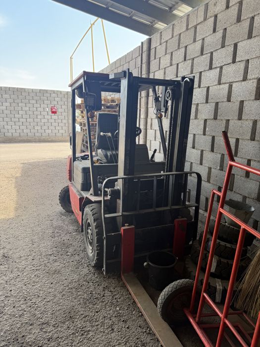 Вилочный погрузчик Komatsu