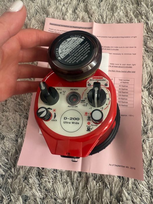 Подводен стробоскоп Inon D-200 type 2