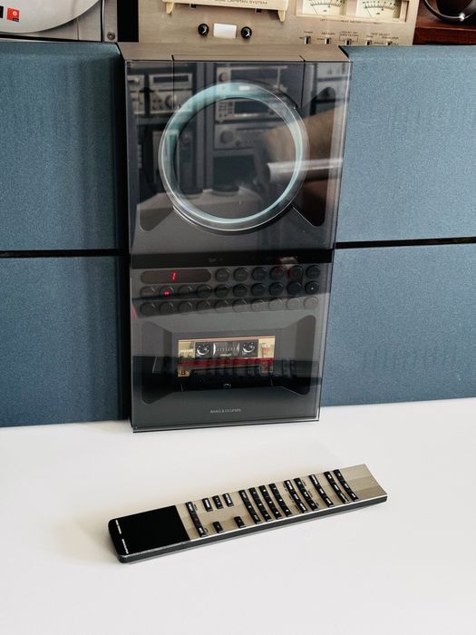 Bang & Olufsen BeoSound Century / 2651 – Music Centre Hi-Fi CD, Casetă Auto Reverse, FM/AM, Dolby, HX-Pro, Boxe Active, Telecomandă
