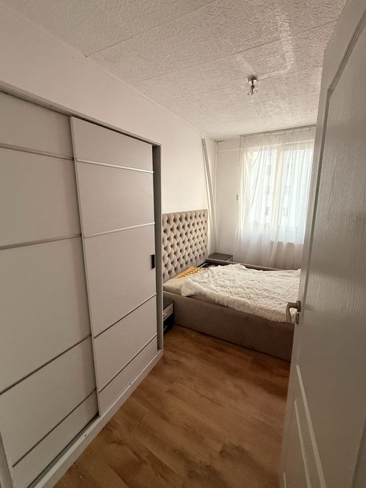 Apartament de vanzare , zona centrala . Strada piata victorie