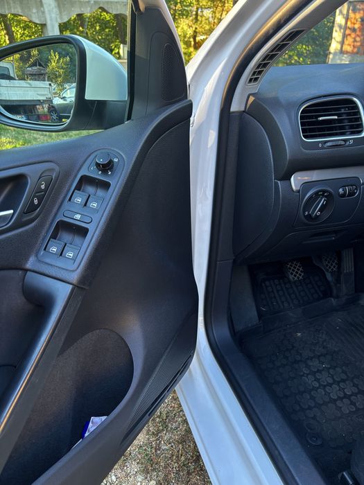 Vând Golf 6 1.4 MPI