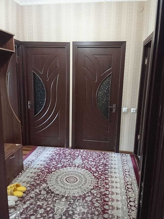 Чилонзор-11 кварталда кизларга, камчилик бўлиб турилади, без маклер