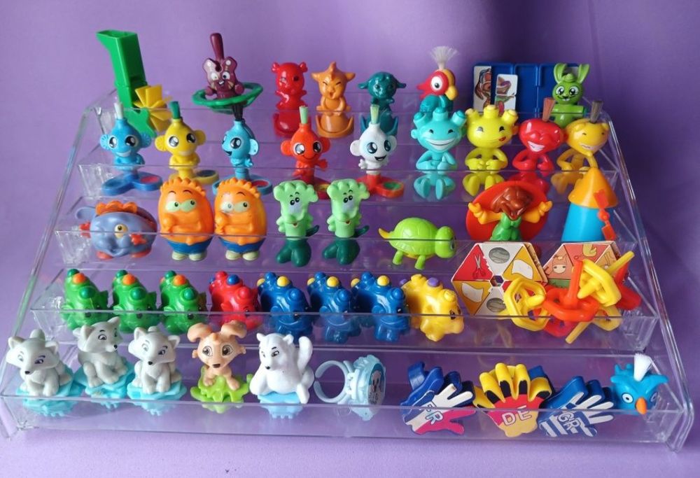 Продам фигурки из киндеров