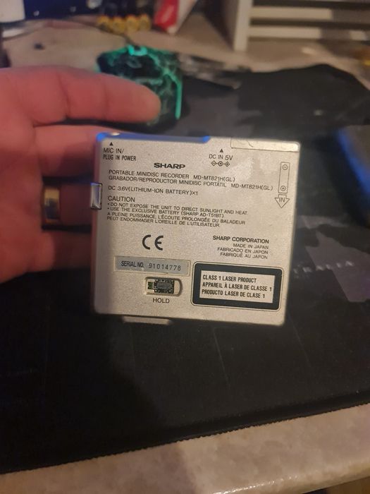 Sharp 821   24 bit Mini Disc player