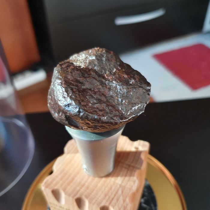 Meteorit clasificat veritabil colectie TOP 178 grame cu vitrina muzeu pe comanda