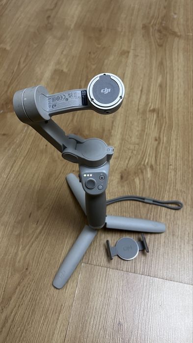 Стедикам DJI Osmo Mobile 4 SE стабилизатор
