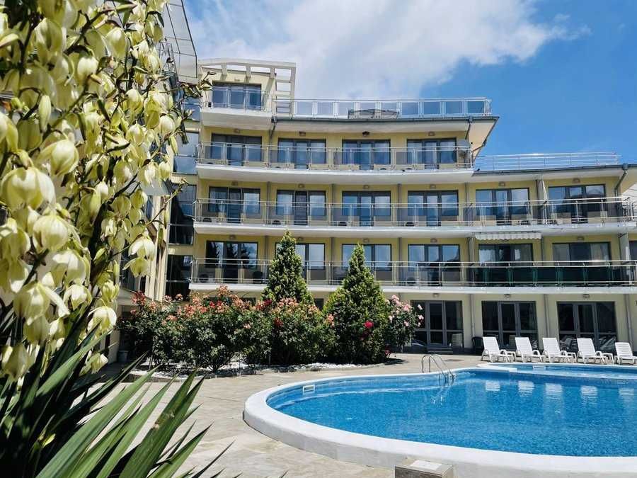 Просторен едностаен апартамент в близост до морето, к-с „Black Sea View”