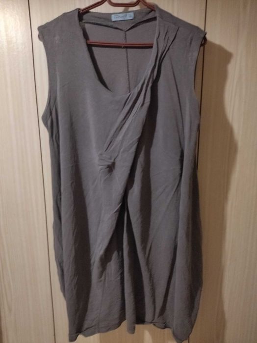 Модерни рокли и туники