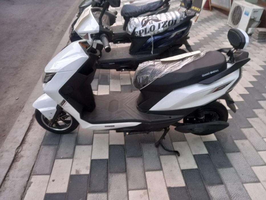 Продаётся электро скутер