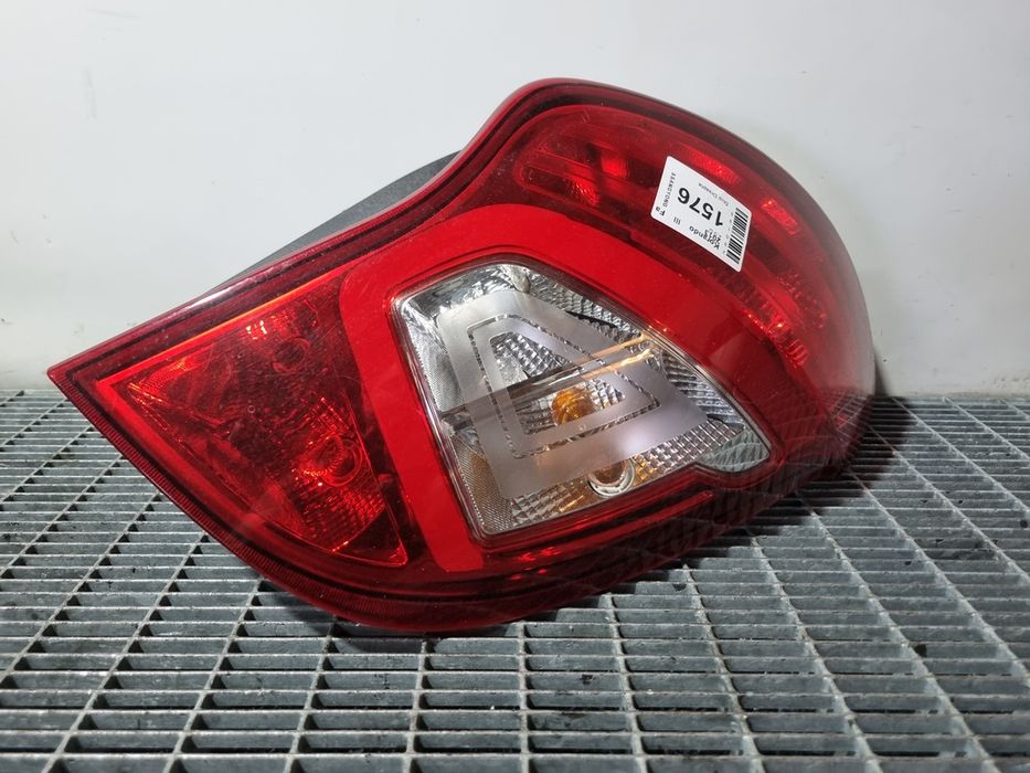 Stop Dreapta SsangYong Korando III Facelift 2013 2013 - 2017 SUV 4 Usi (1576) Bec clasic 1395613957 Garantie