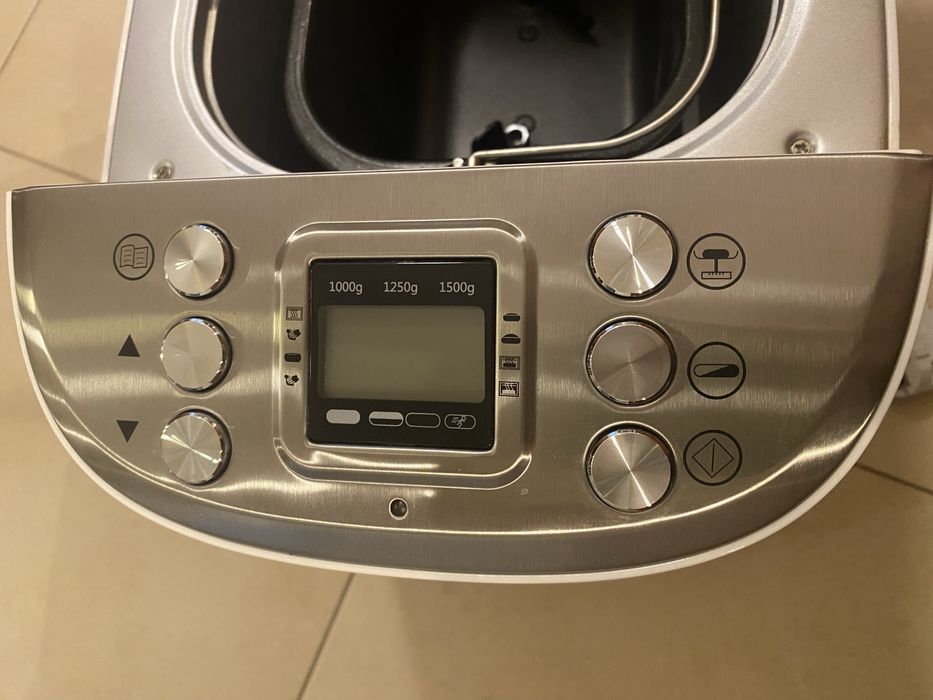 Домашна хлебопекарна SilverCrest