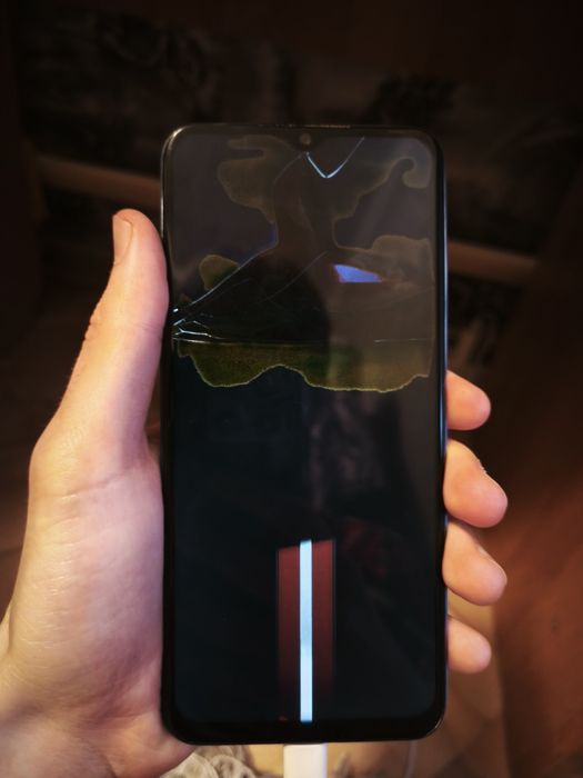 Продам телефон infinix hot 11