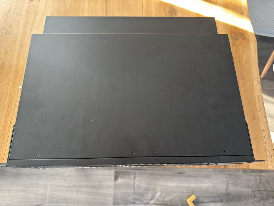 Switch POE + Brocade Ruckus ICX7150  48p Management  L3 Gigabit
