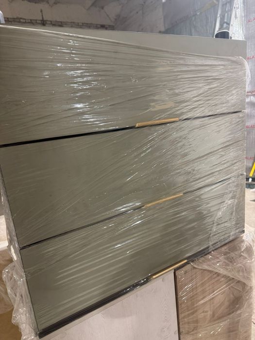 Продам комоды новые