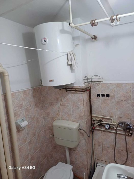 Vând apartament cu 2 camere in Brașov, zona Tractorul