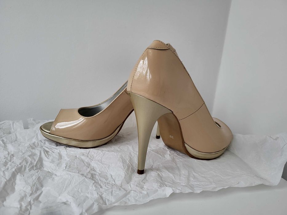 Pantofi decupati (peep toe), piele naturala, marime 39