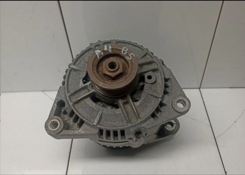 Генератор Audi A4 B5 9/10 Состояние