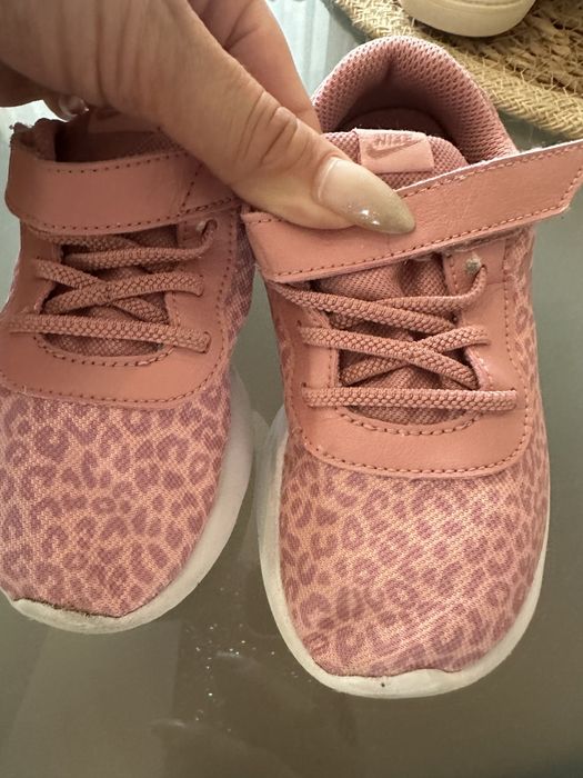 Детски маратонки и сандали Nike, Hugo, Zara