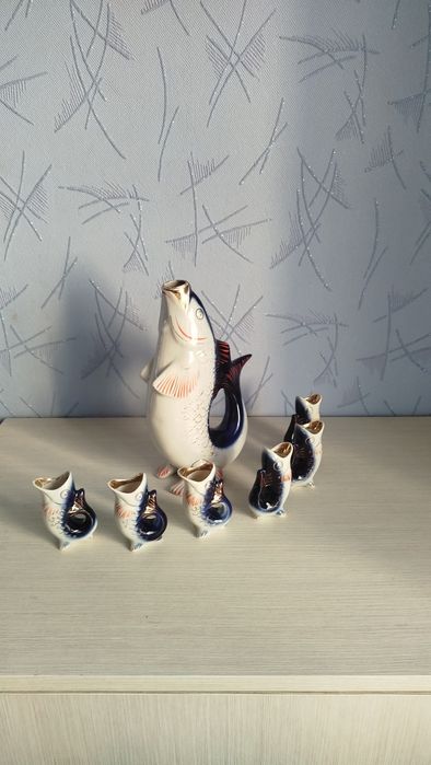 Набор. Графин с рюмочками в виде рыбок