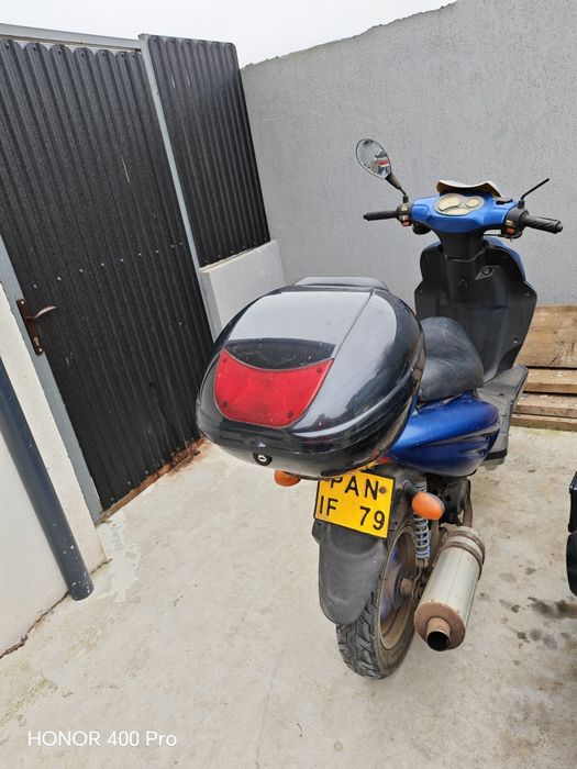 Vând scuter 50 cc 1800 lei