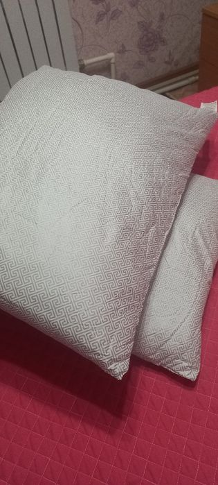 Продам подушки 50 на 70 см.