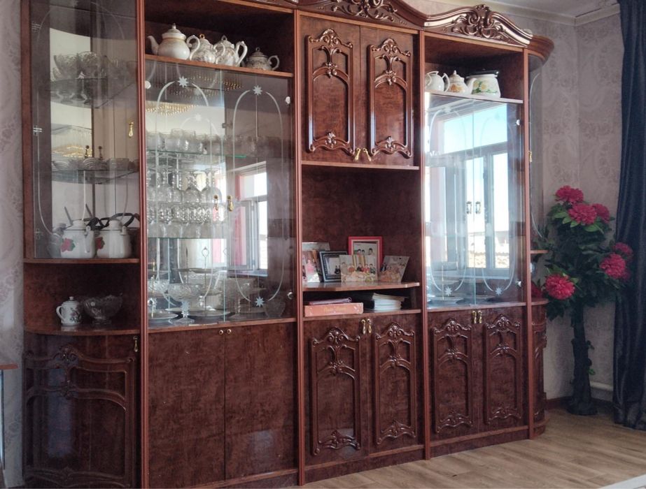 Сервант сатылады