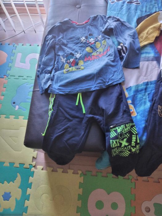 Лот от дрехи -104-110 размер