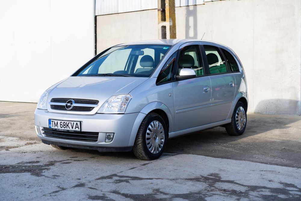 Vând Opel Meriva din 2004