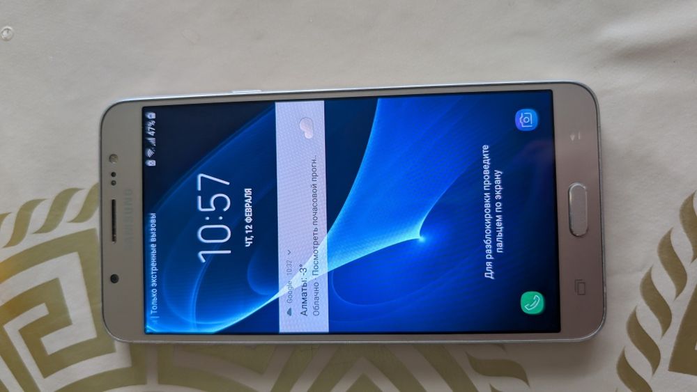 2 рабочих смартфона в хорошем состоянии