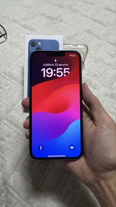 Продам Iphone 13 128 gb Blue