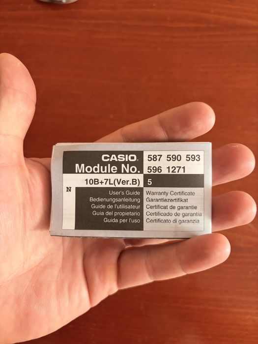 Часовник CASIO A164W - чисто нов!