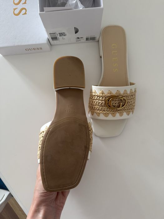 Guess нови оригинални чехли