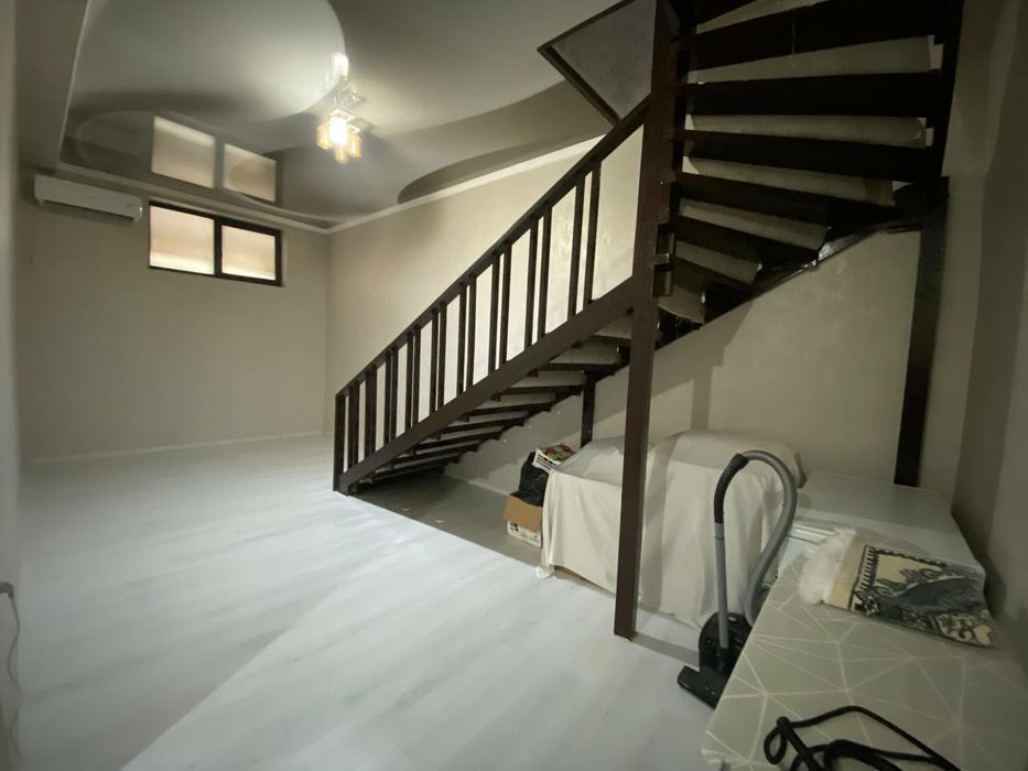 Продаётся 4 комнатная квартира 125 kv²