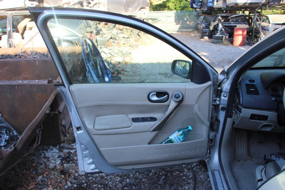 РЕНО МЕГАН 1.9 dCI , 2008 г. – САМО НА ЧАСТИ