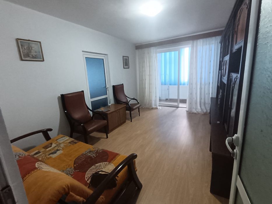 Inchiriez apartament 2 camere