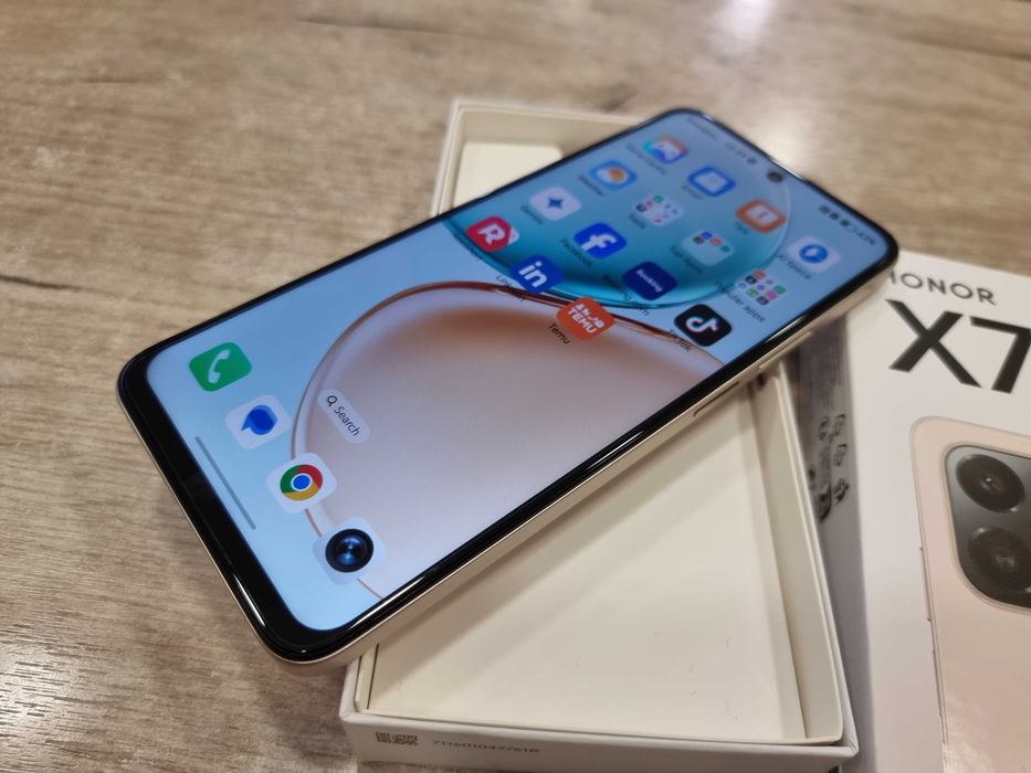 Телефон Honor X7d 256GB 8GB