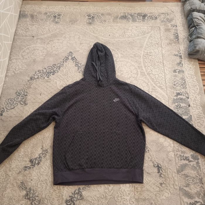 Bluzon Nike Mărimea L