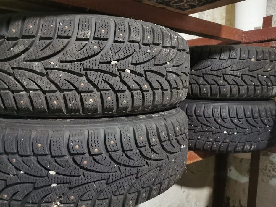 Продам зимнюю резину с дисками