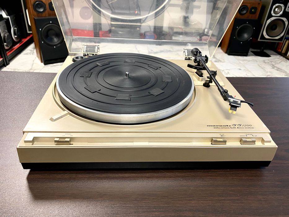 Грамофон Marantz