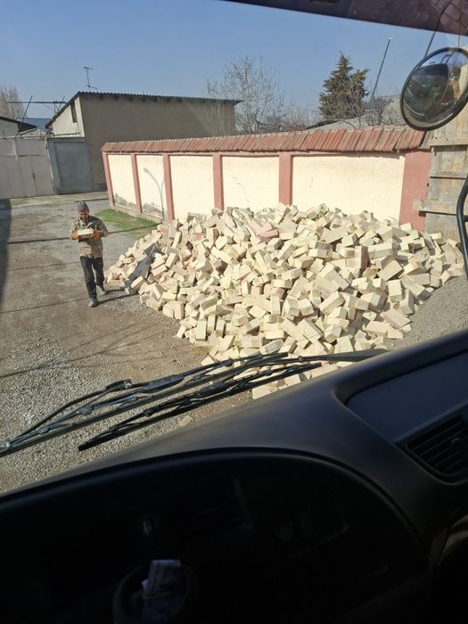 Keramika pishgan gʻisht