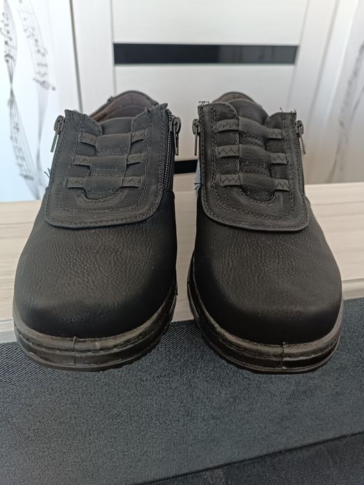 Полуботинки женские новые